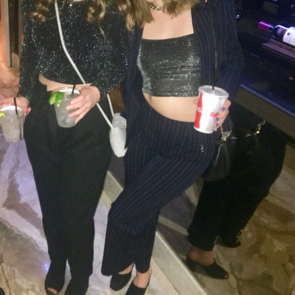 Vintage Pinstripe 2 Piece Matching Pantsuit Set - Navy and White - Picture 11 of 11